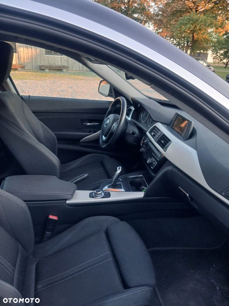 BMW Seria 3 320d Sport Line Shadow - 9
