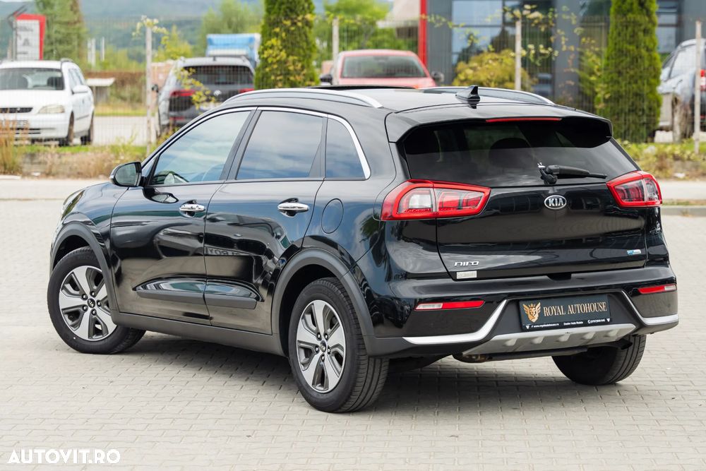 Kia Niro 1.6 GDI HEV 2WD OPF Aut. Spirit - 3