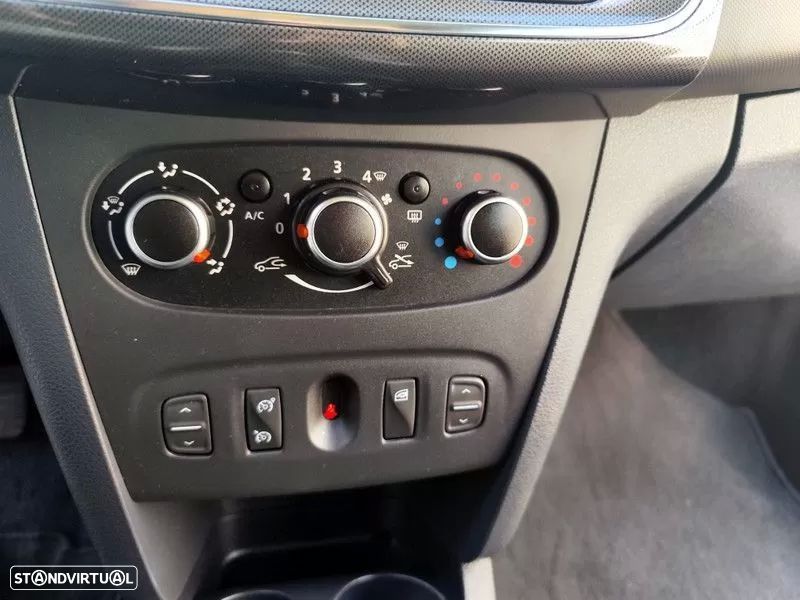 Dacia Logan MCV 1.5 Blue dCi Stepway - 22