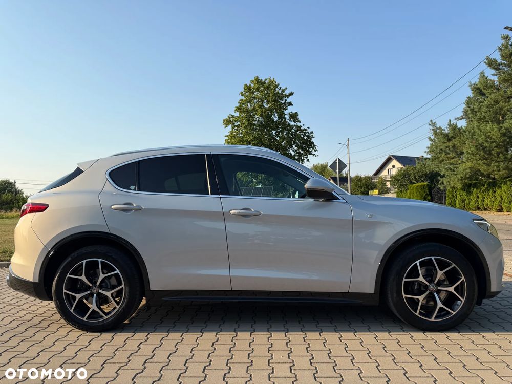 Alfa Romeo Stelvio 2.0 Turbo TI Q4 - 5