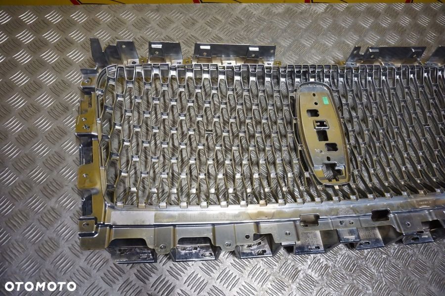LINCOLN NAVIGATOR 2022 2023 2024 - Atrapa Przód Grill Chrom USA - 6