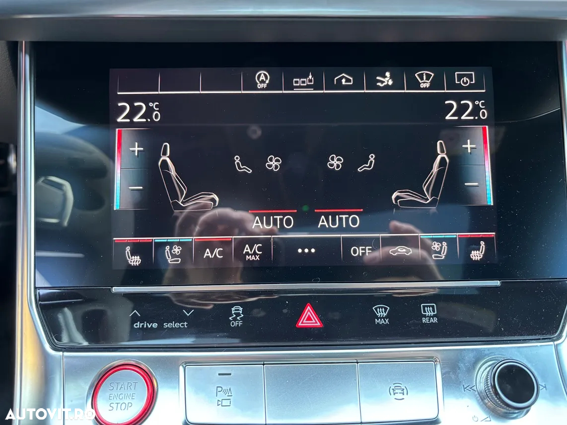 Audi RS7 4.0 TFSI quattro Tiptronic - 33