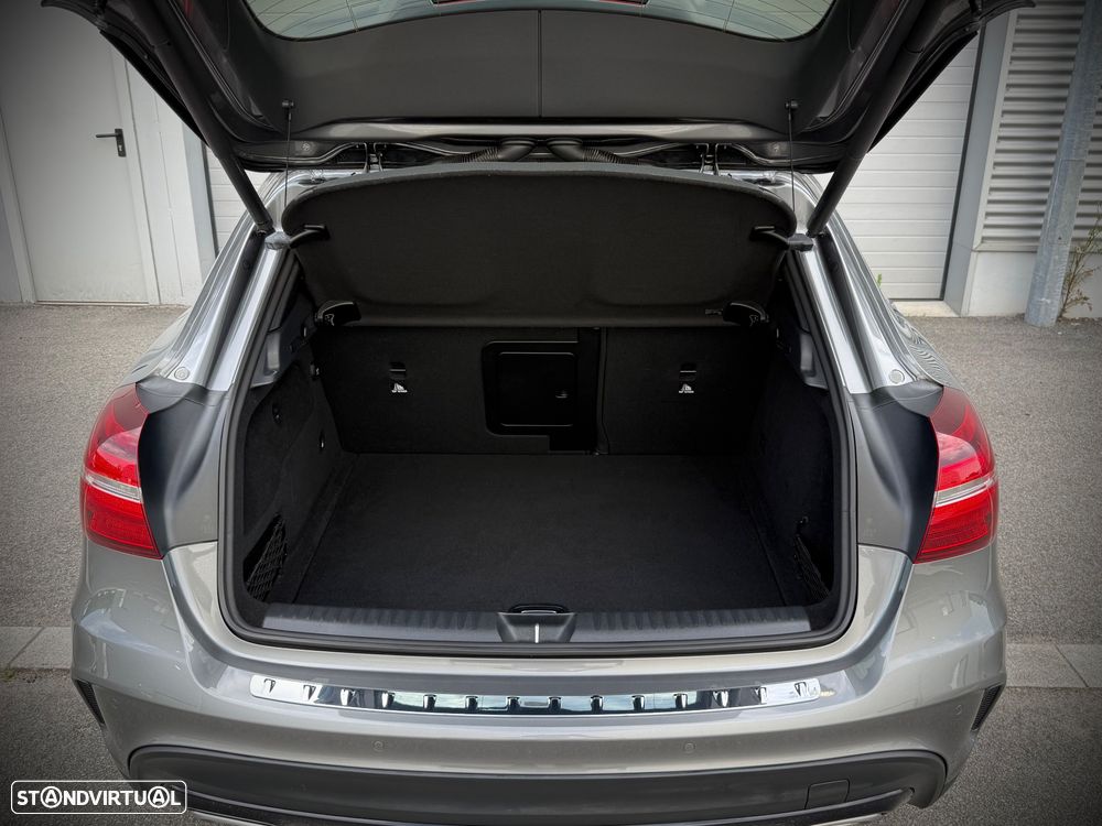 Mercedes-Benz GLA 180 d AMG Line - 58