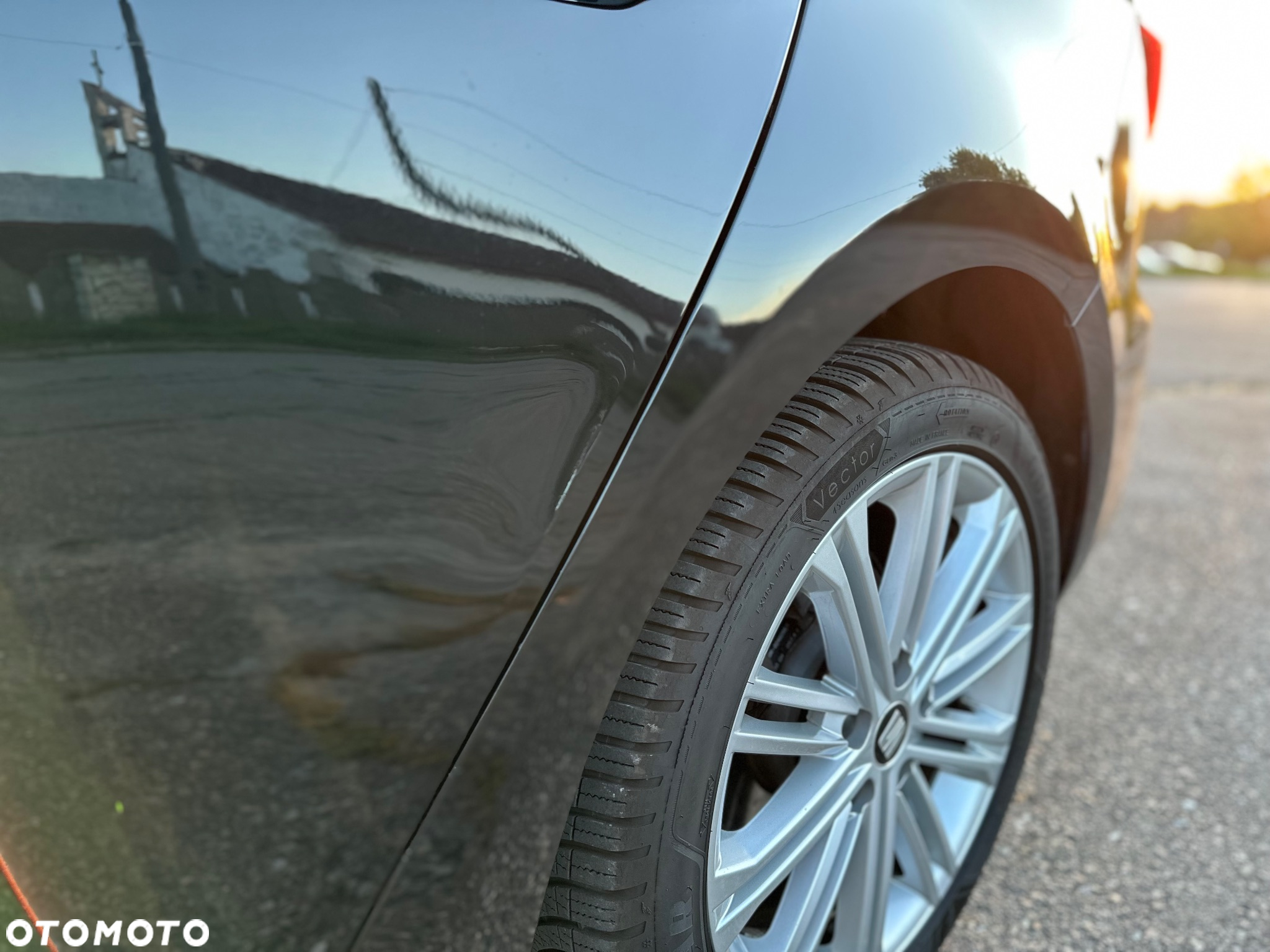 Seat Leon 2.0 TDI DPF Start&Stop DSG XCELLENCE - 18