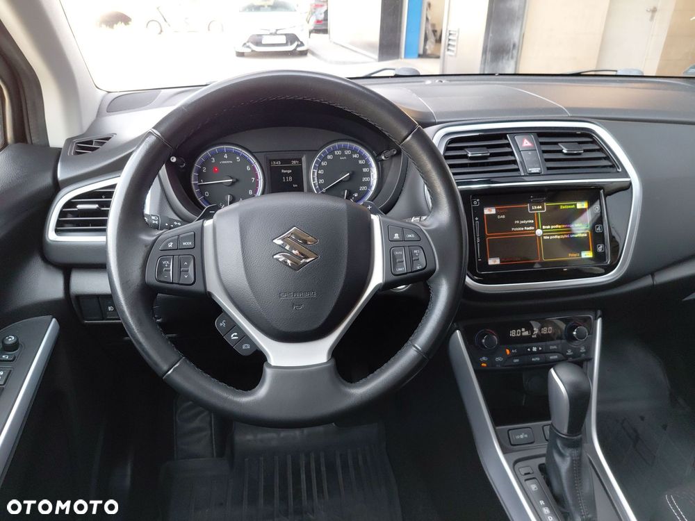 Suzuki SX4 S-Cross 1.4 SHVS Premium - 10