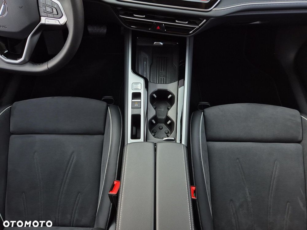 Volkswagen Passat - 19
