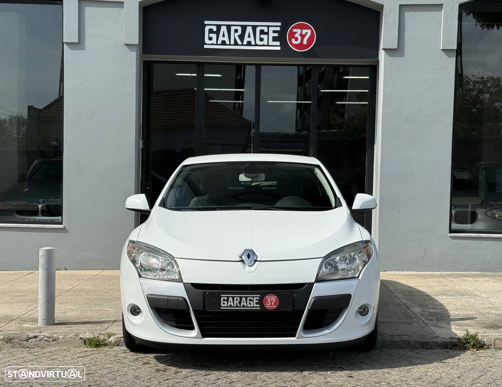 Renault Mégane Coupe 1.5 dCi Dynamique - 2