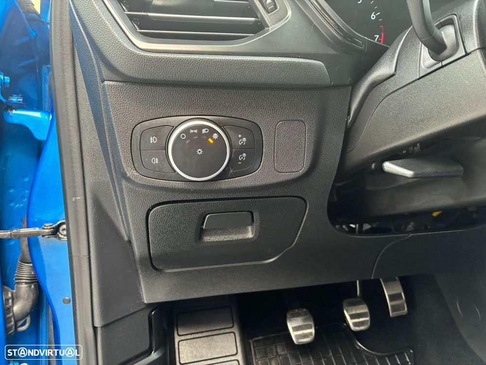 Ford Focus - 9