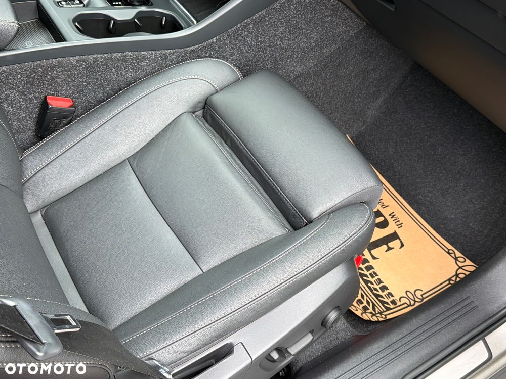 Volvo XC 40 - 38