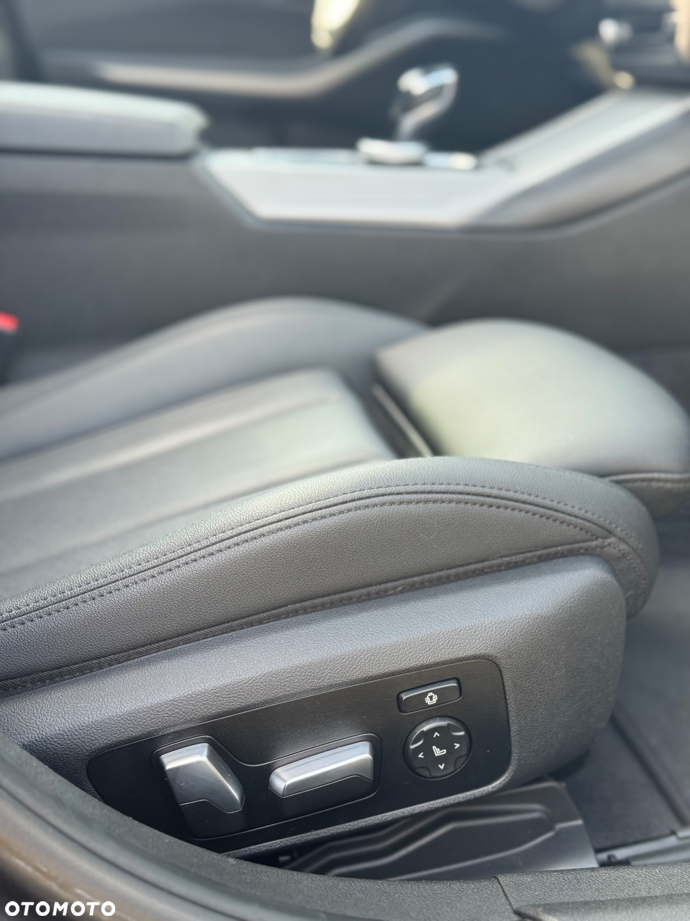 BMW Seria 3 318d Luxury Line - 25