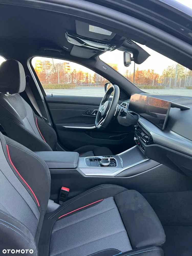 BMW Seria 3 330i xDrive M Sport - 5