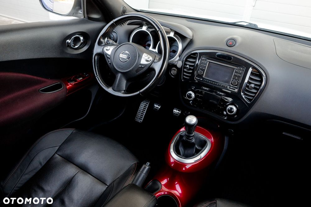 Nissan Juke 1.6 DIG-T Tekna - 31