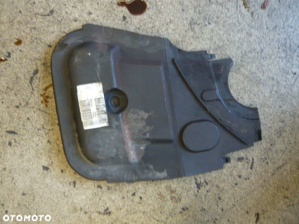 obudowa osłona rozrządu 1282342 volvo 2.4 b - 1