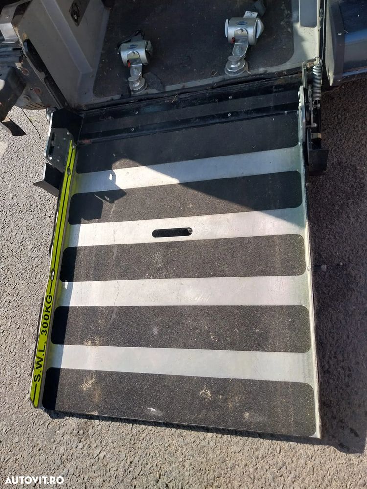 Dezmembrez Peugeot Partner 2013, Euro 5, motor 1,6 diesel - 10