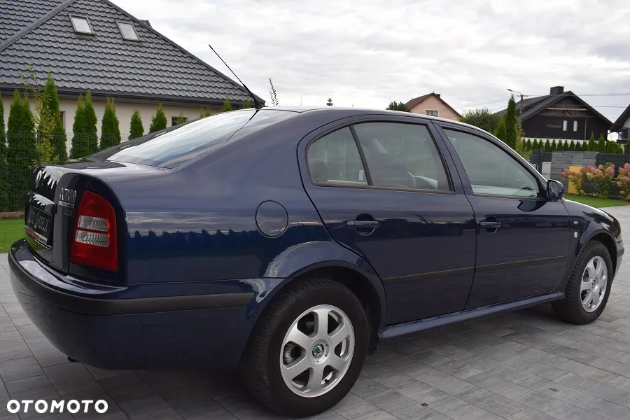 Skoda Octavia 2.0 Ambiente - 20