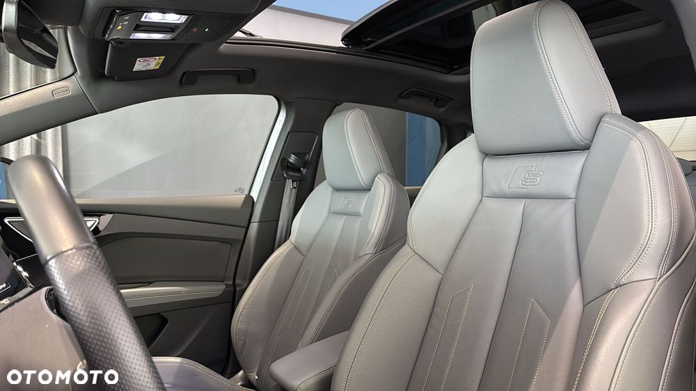 Audi Q4 e-tron - 12