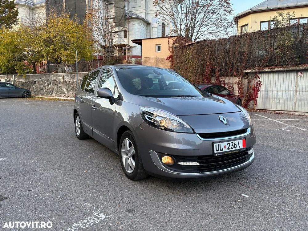 Renault Grand Scenic dCi 110 LIMITED - 12