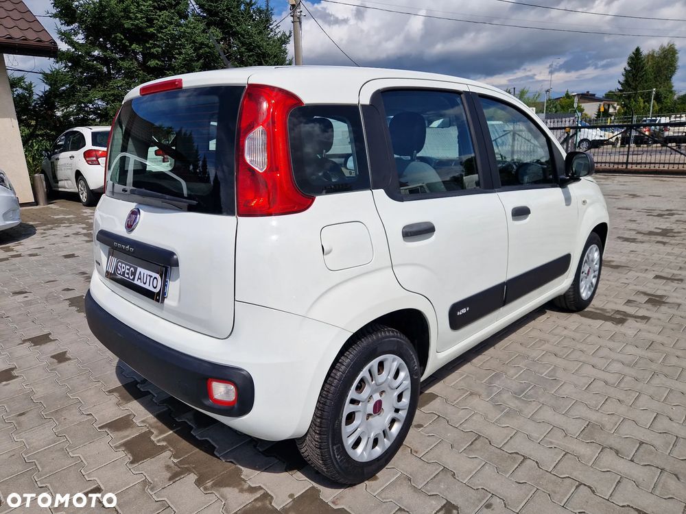 Fiat Panda 1.2 Lounge EU6 - 4
