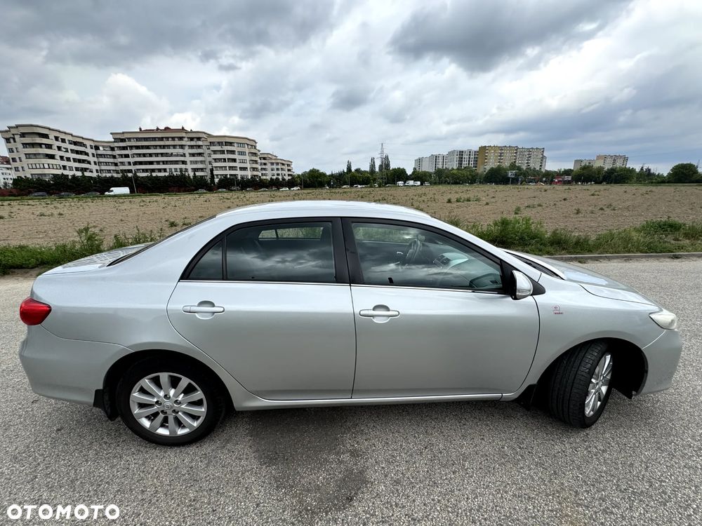 Toyota Corolla 1.6 Premium - 4