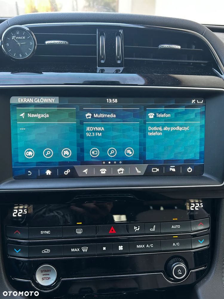 Jaguar F-Pace P250 AWD - 15