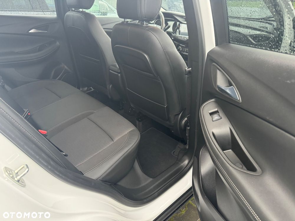Buick Encore - 16