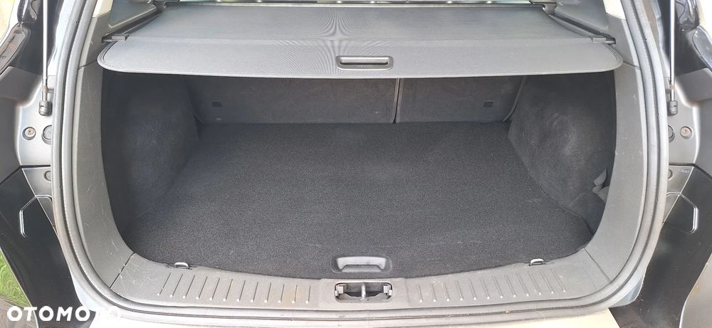 Ford Kuga 2.0 TDCi 2x4 Trend - 8