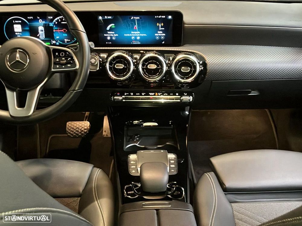 Mercedes-Benz A 250 - 12