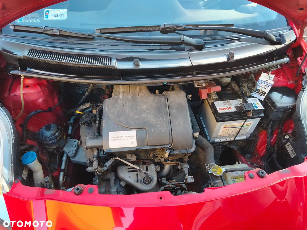 Toyota Yaris - 10