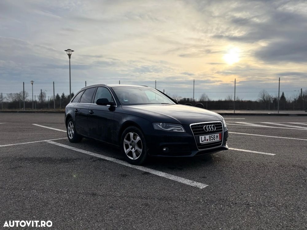 Audi A4 - 1