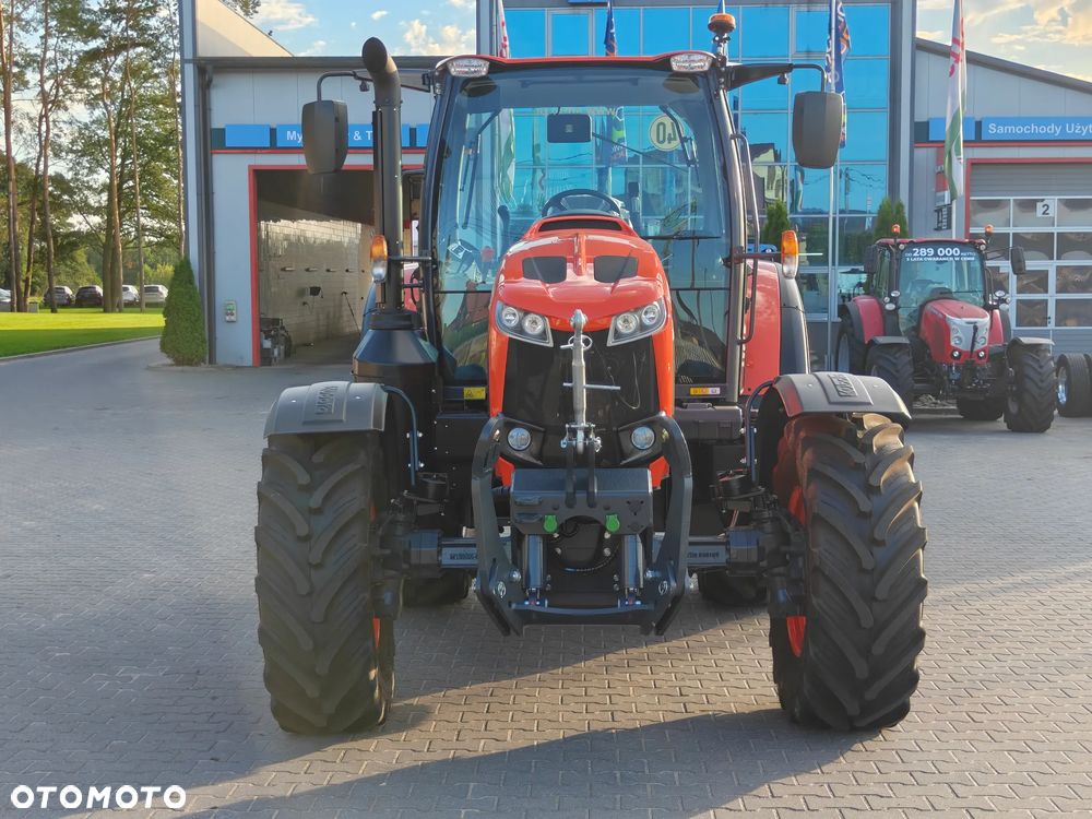 Kubota M6-121 Utility - 2