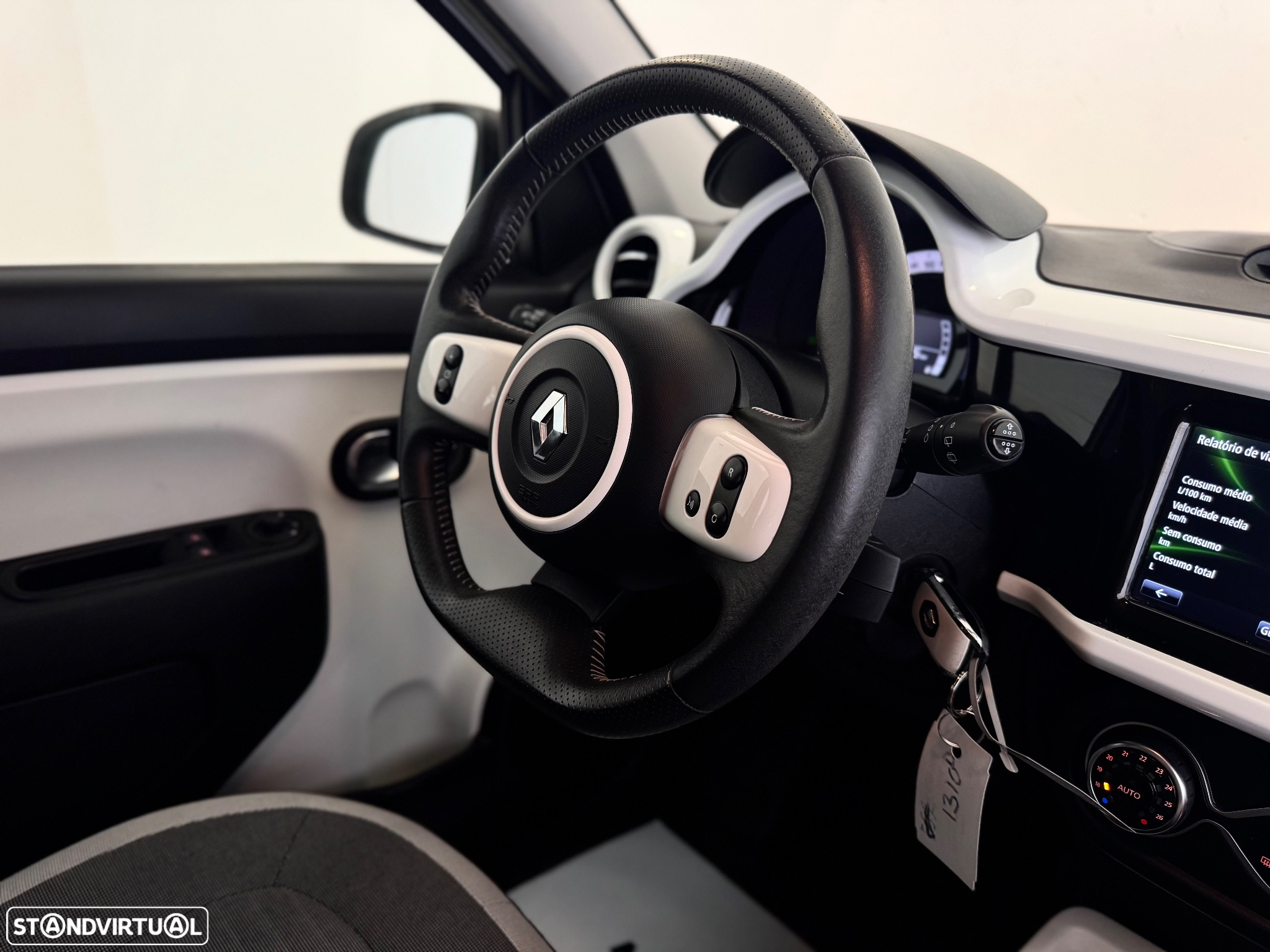 Renault Twingo 1.0 SCe Limited EDC - 19