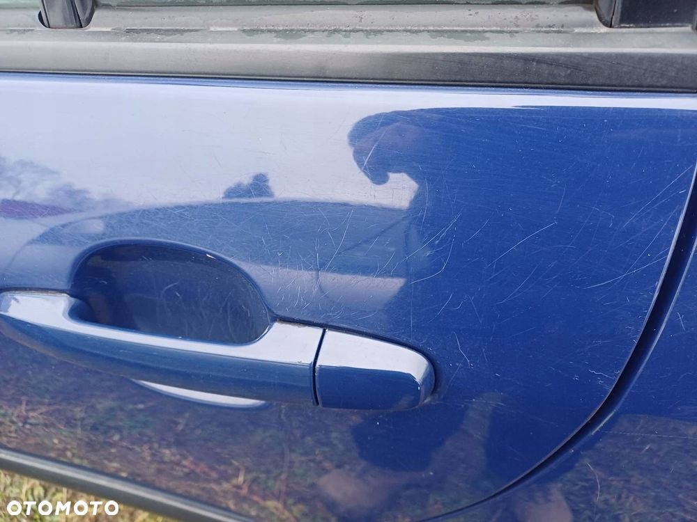 DRZWI KOMPLETNE LEWY TYŁ TOYOTA COROLLA E12 8Q4 - 3