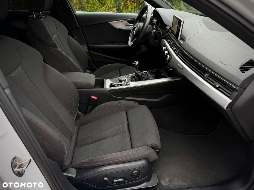 Audi A4 Avant 2.0 TDI Quattro Sport - 24