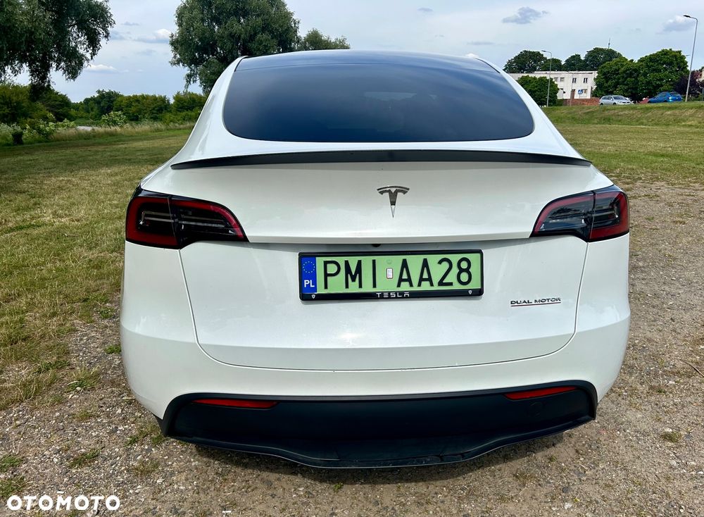 Tesla Y Performance Dual Motor AWD - 6