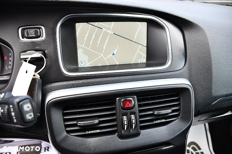 Volvo V40 T2 Geartronic Momentum - 14