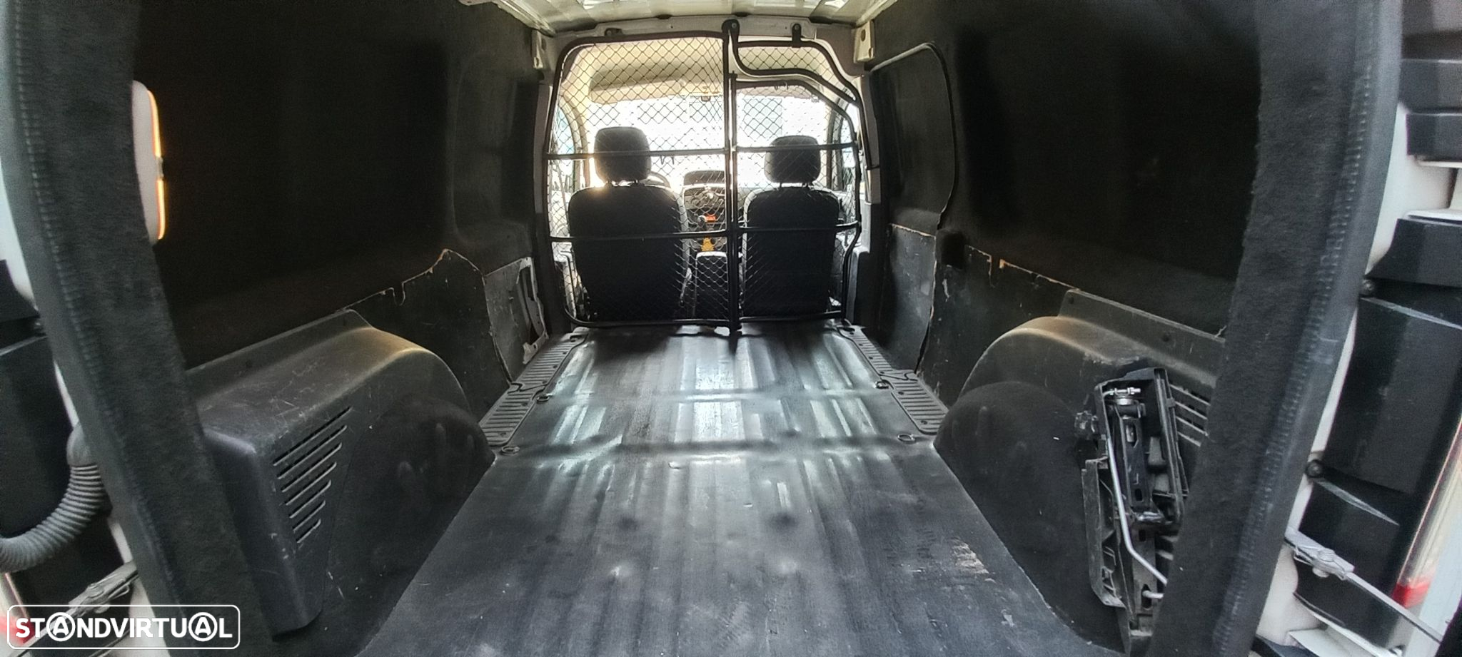 Renault Kangoo  Express Fase Ii 1.5 Dci Maxi Confort - 13