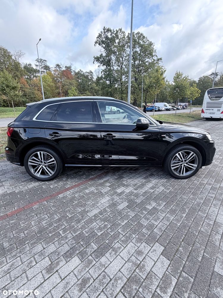 Audi Q5 2018 photo 2