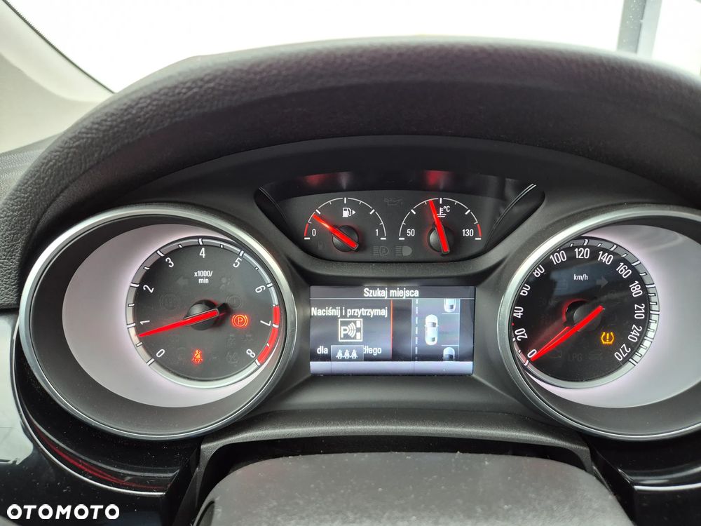 Opel Astra 1.4 Turbo Business - 20