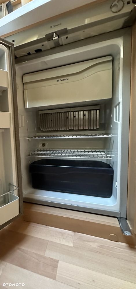 KNAUS 500 SUDWIND z napędem i przedsionkiem Isabella. - 27