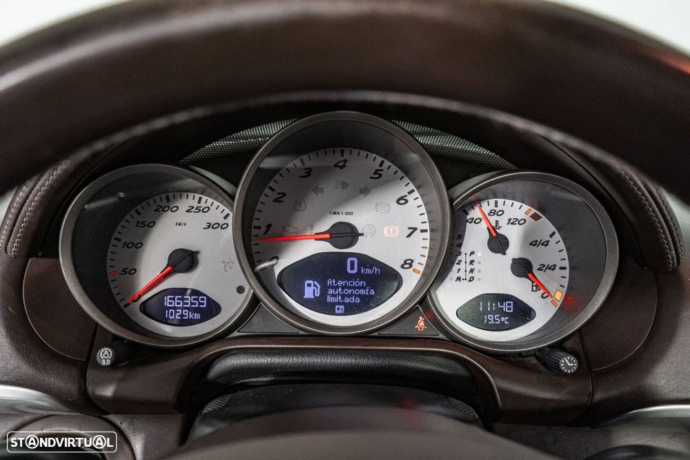 Porsche Boxster - 32