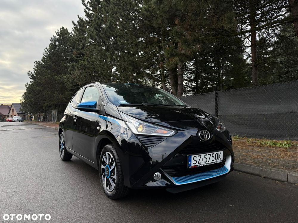 Toyota Aygo 1.0 VVT-i Black Edition - 2