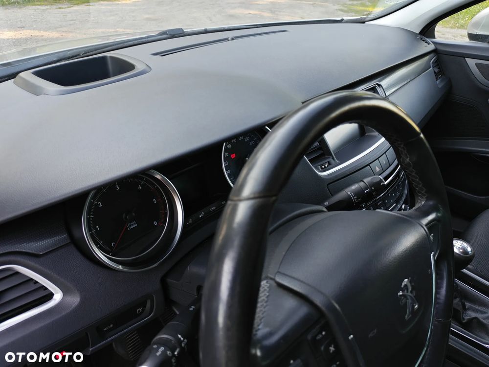 Peugeot 508 HDi FAP 165 Allure - 29