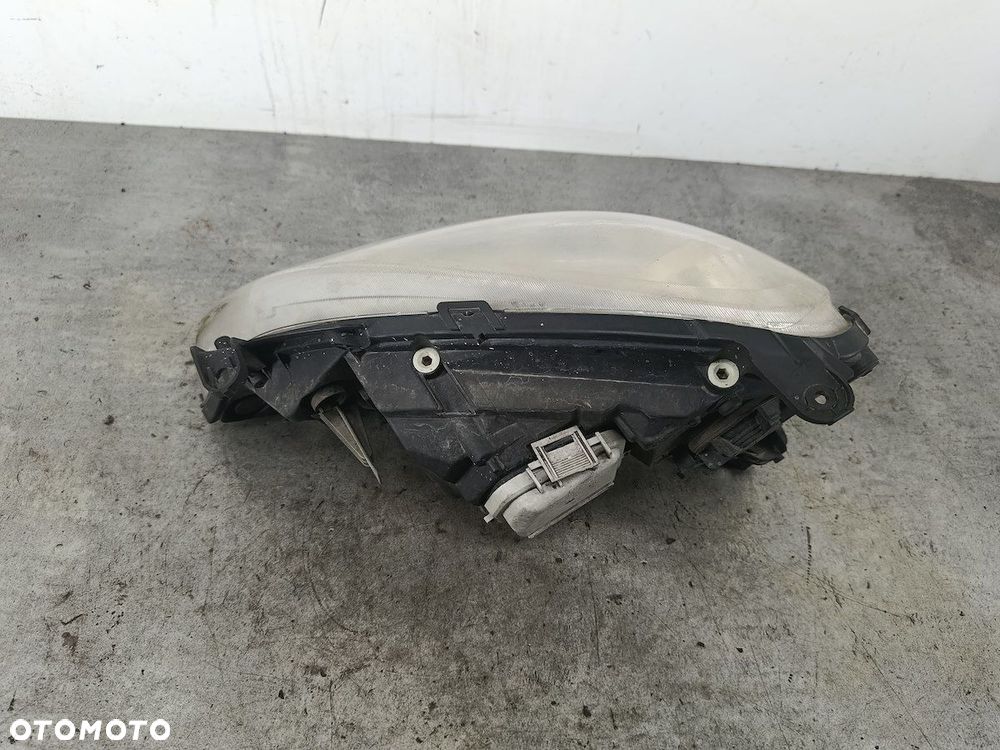 LAMPA PRZÓD PRAWA OPEL CORSA C 13237262 - 5