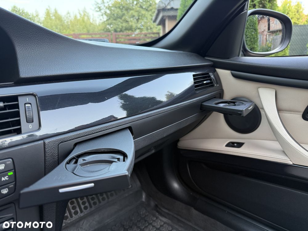 BMW Seria 3 320d - 16
