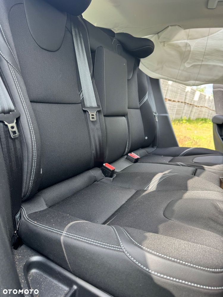 BMW Seria 5 520i - 15