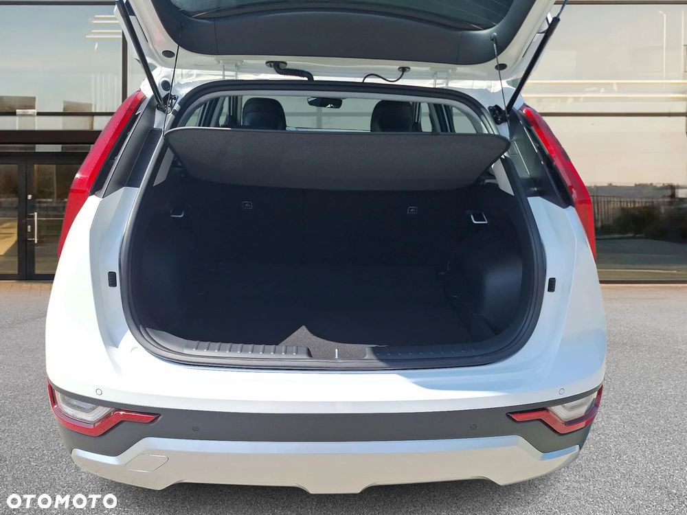 Kia Niro 1.6 GDI Hybrid M - 18