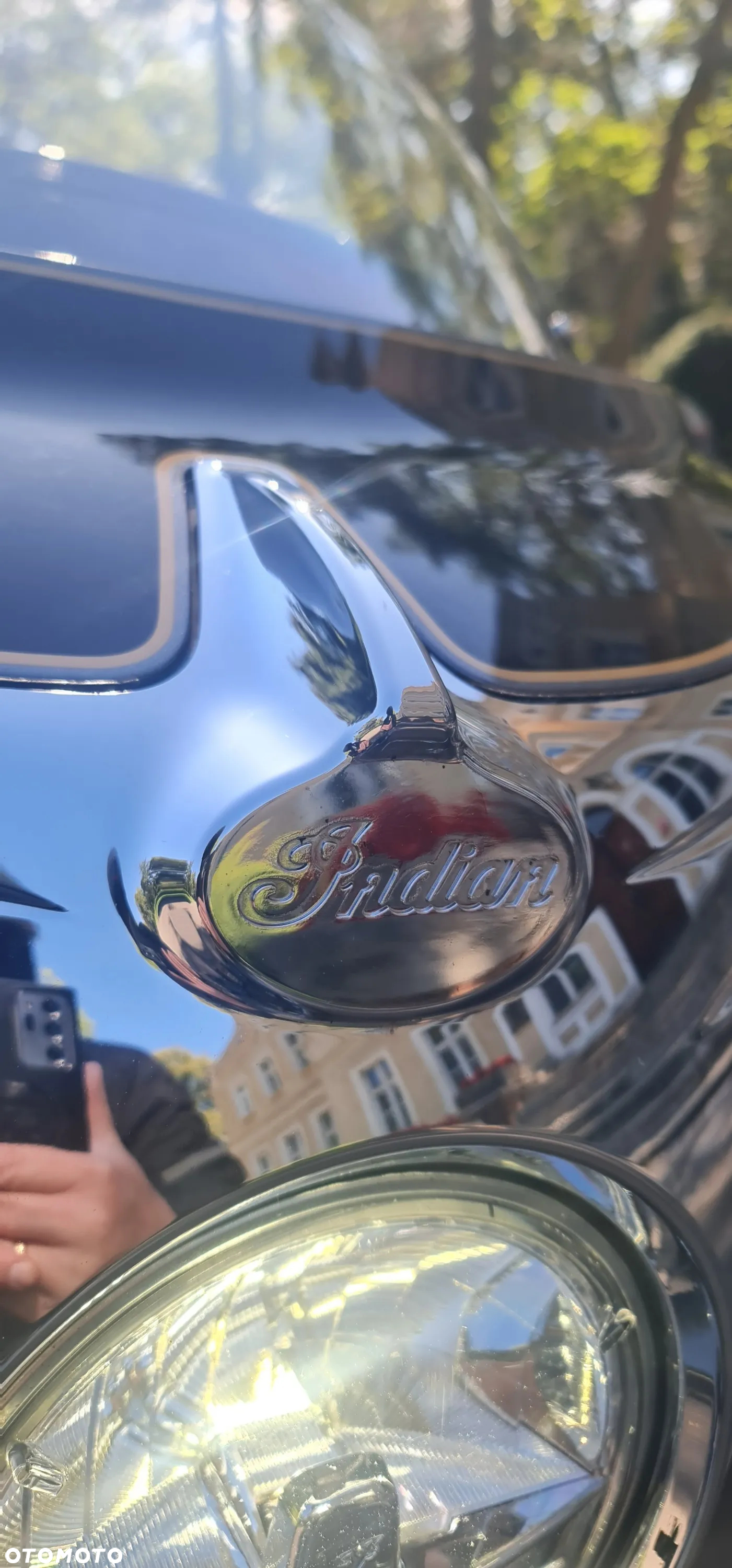 Indian Roadmaster - 27