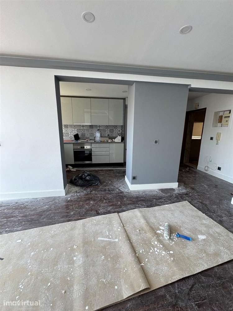 Apartamento T4 Arrendamento em Mina de Água,Amadora - Grande imagem: 3/23