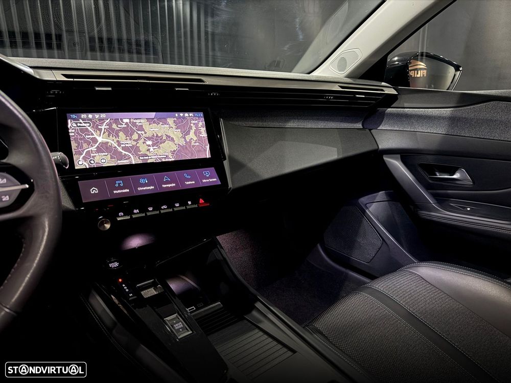 Peugeot 308 SW 1.2 PureTech Allure EAT8 - 18