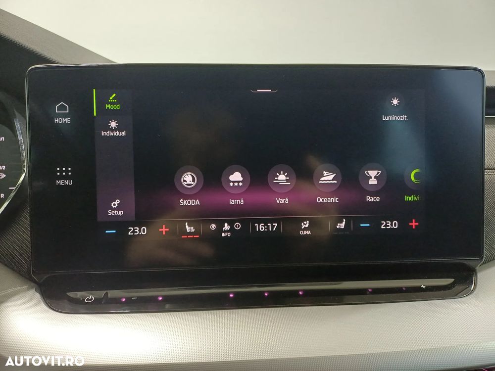 Skoda Octavia 2.0 TDI DSG Style - 23